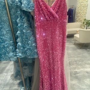 BEAUTIFUL BUBBLE GUM DRESS